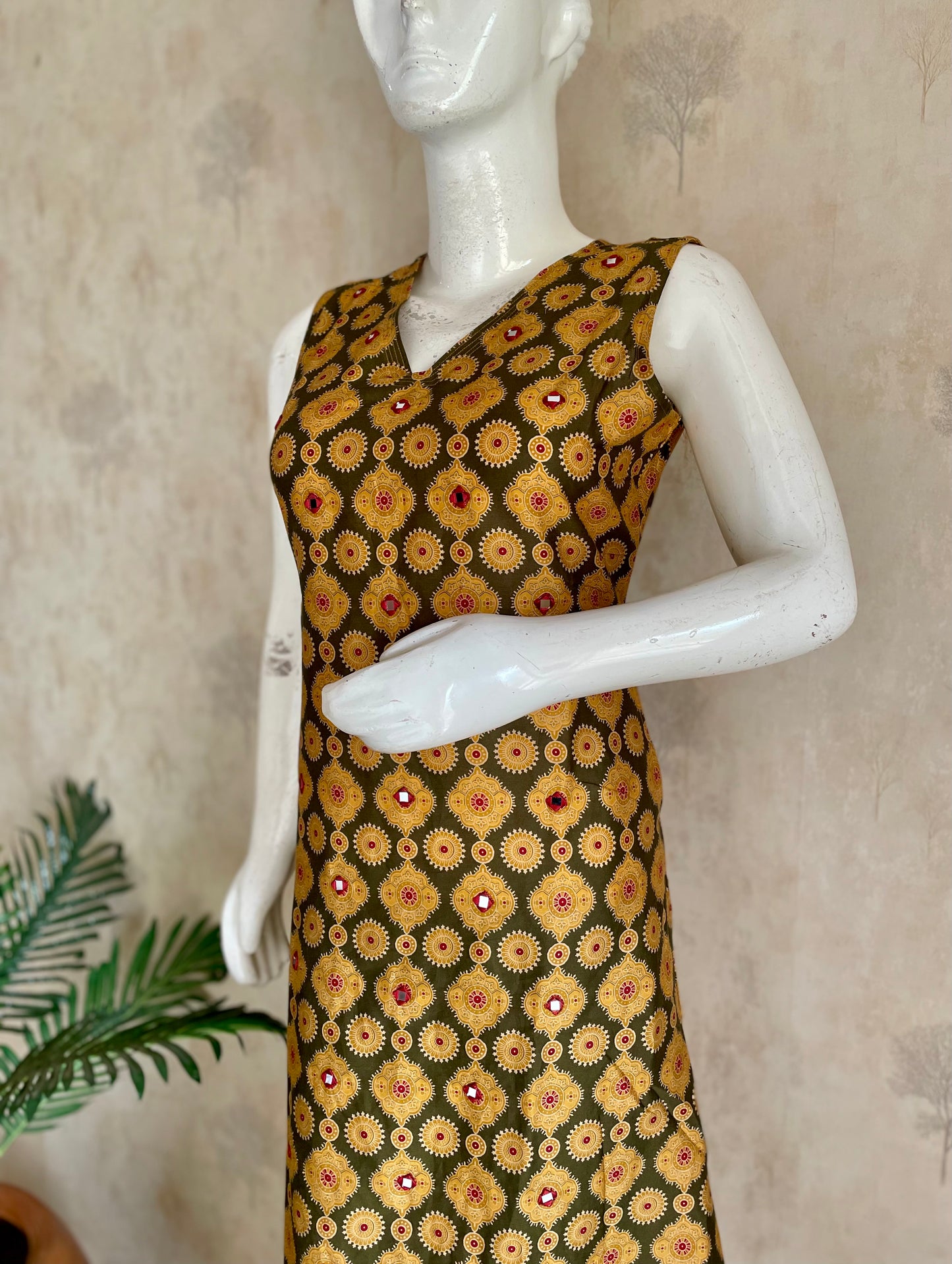 RaasRa Golden Geometry, Earthy Soul — Green Ajrakh Cotton Kurta Set — view 6