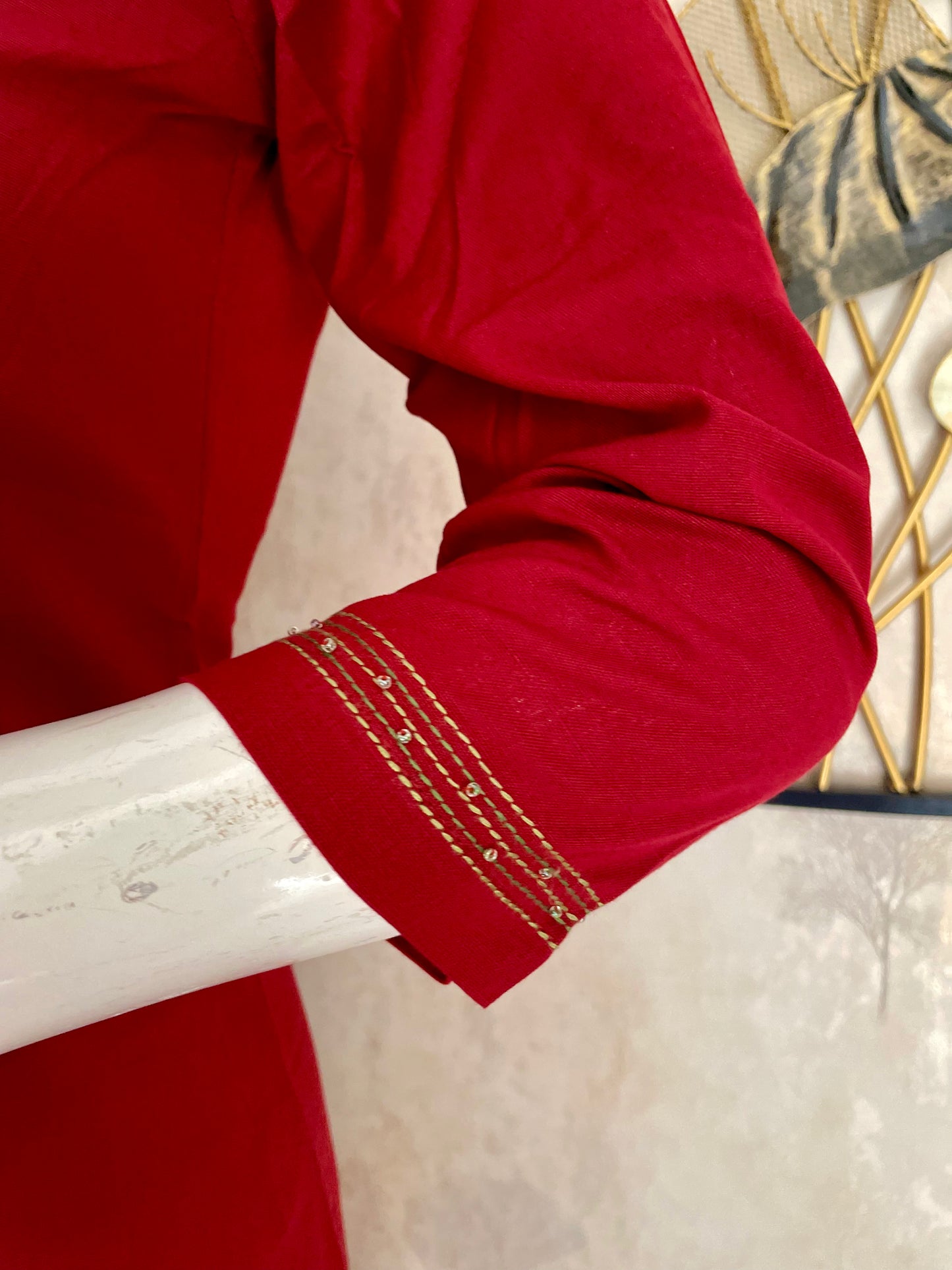 Handloom Cotton Kurta Set with Floral Embroidery