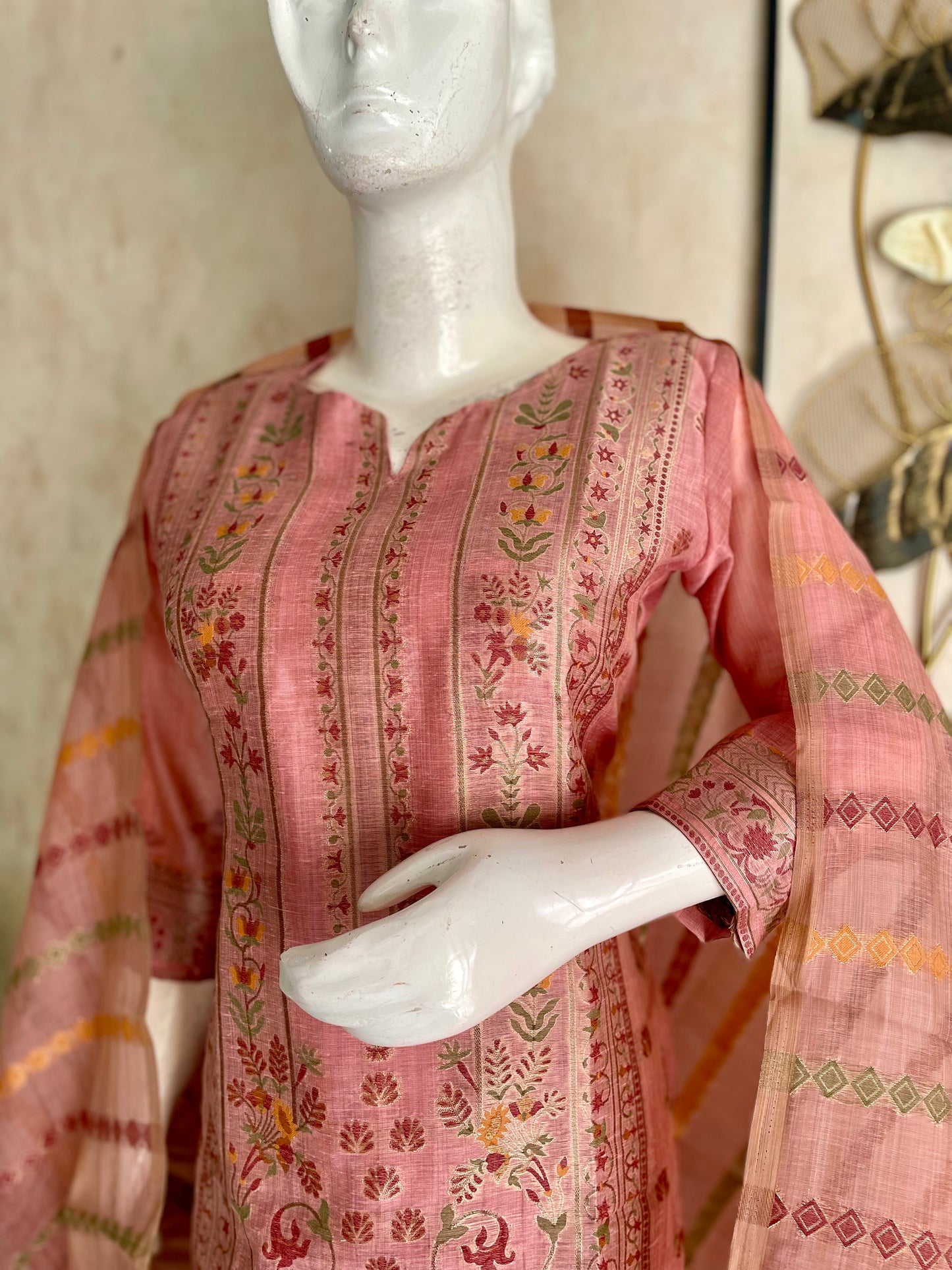 Blush Pink – Kashmiri Jamdani Kurta Set
