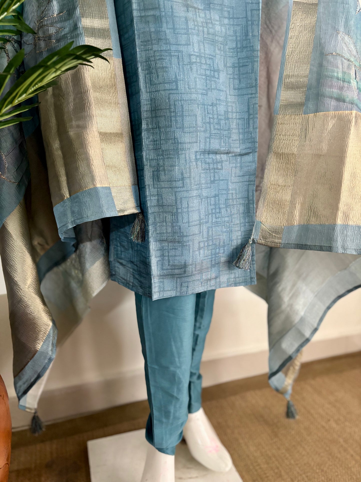 Chanderi Silk Shimmer Kurta Set