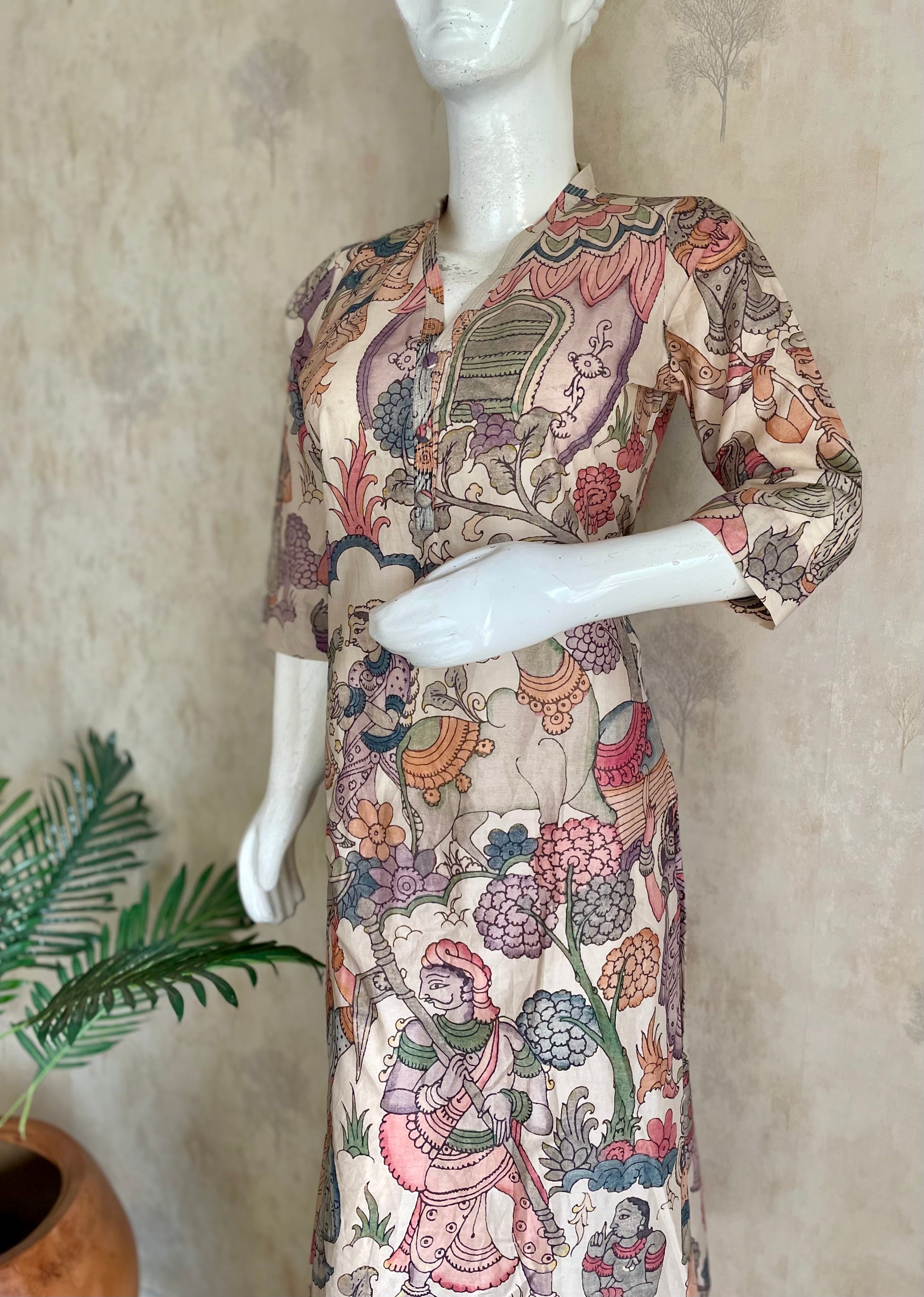 RaasRa Where Stories Dance on Fabric — Off-White Kalamkari Cotton Kurta Set — view 5