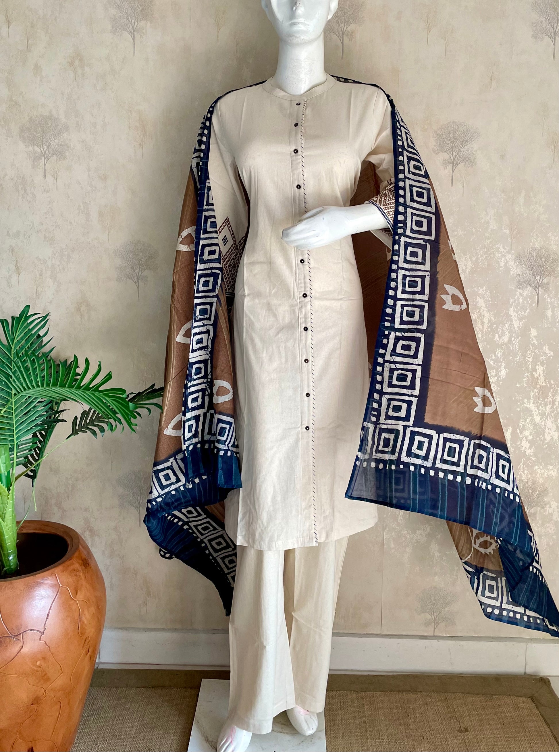 RaasRa off white handloom cotton kurta set with indigo handblock dupatta