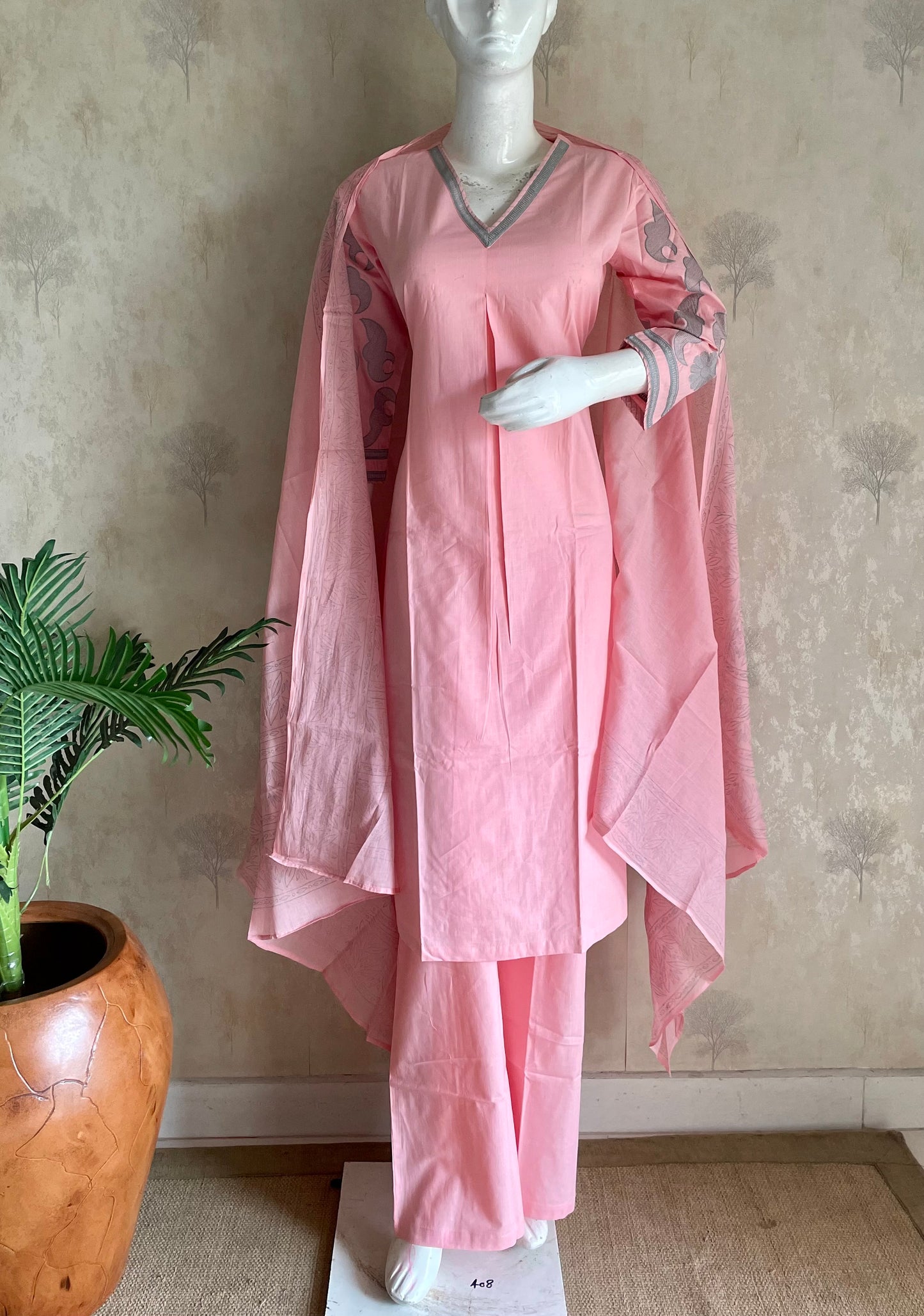 RaasRa pink mull cotton embroidered kurta set with dupatta and pants