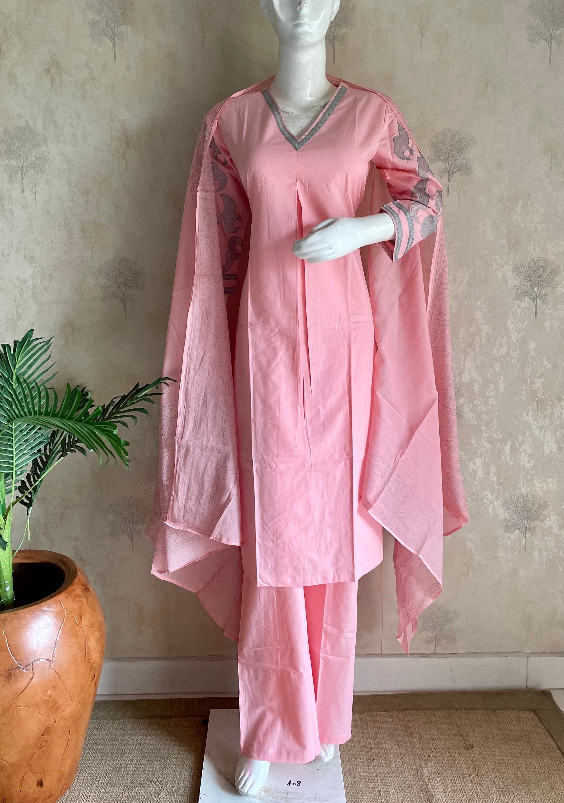 RaasRa pink mull cotton embroidered kurta set with dupatta and pants