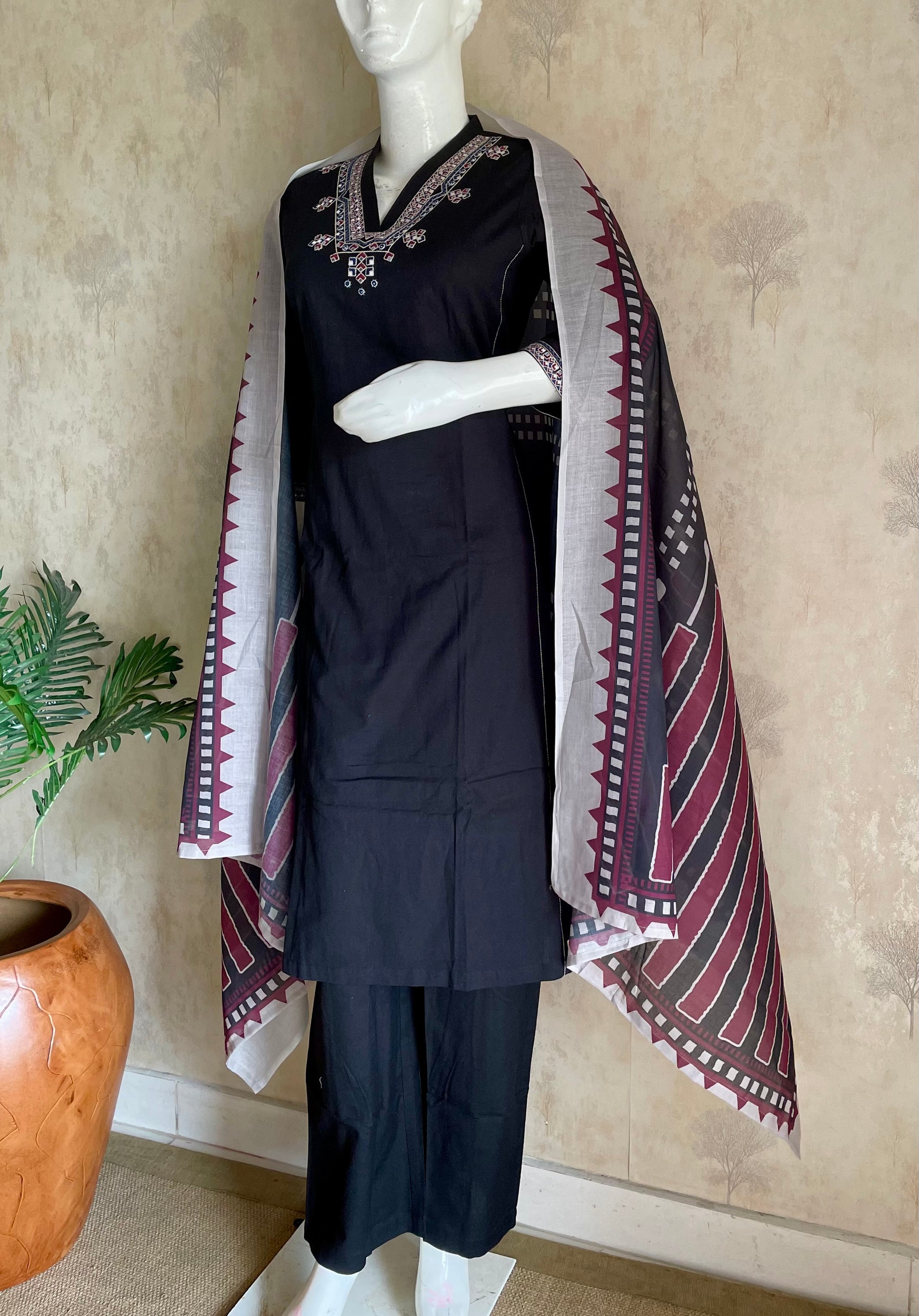 RaasRa Midnight Grace — Black Handloom Cotton Embroidered Kurta Set — view 2