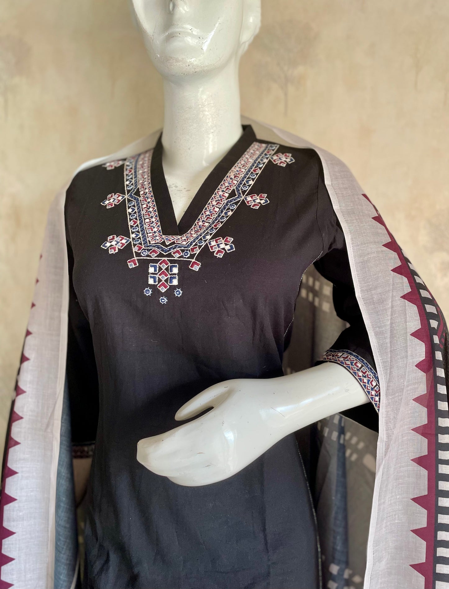 RaasRa Midnight Grace — Black Handloom Cotton Embroidered Kurta Set — view 4