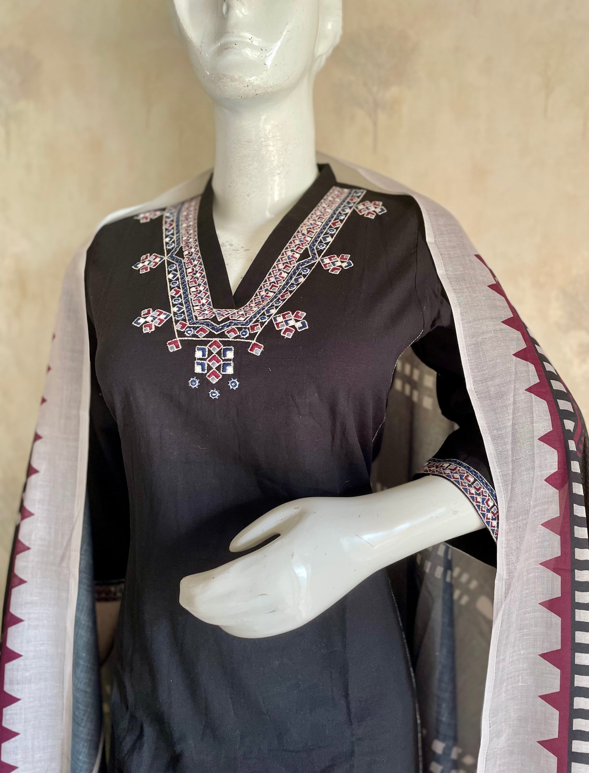 RaasRa Midnight Grace — Black Handloom Cotton Embroidered Kurta Set — view 4