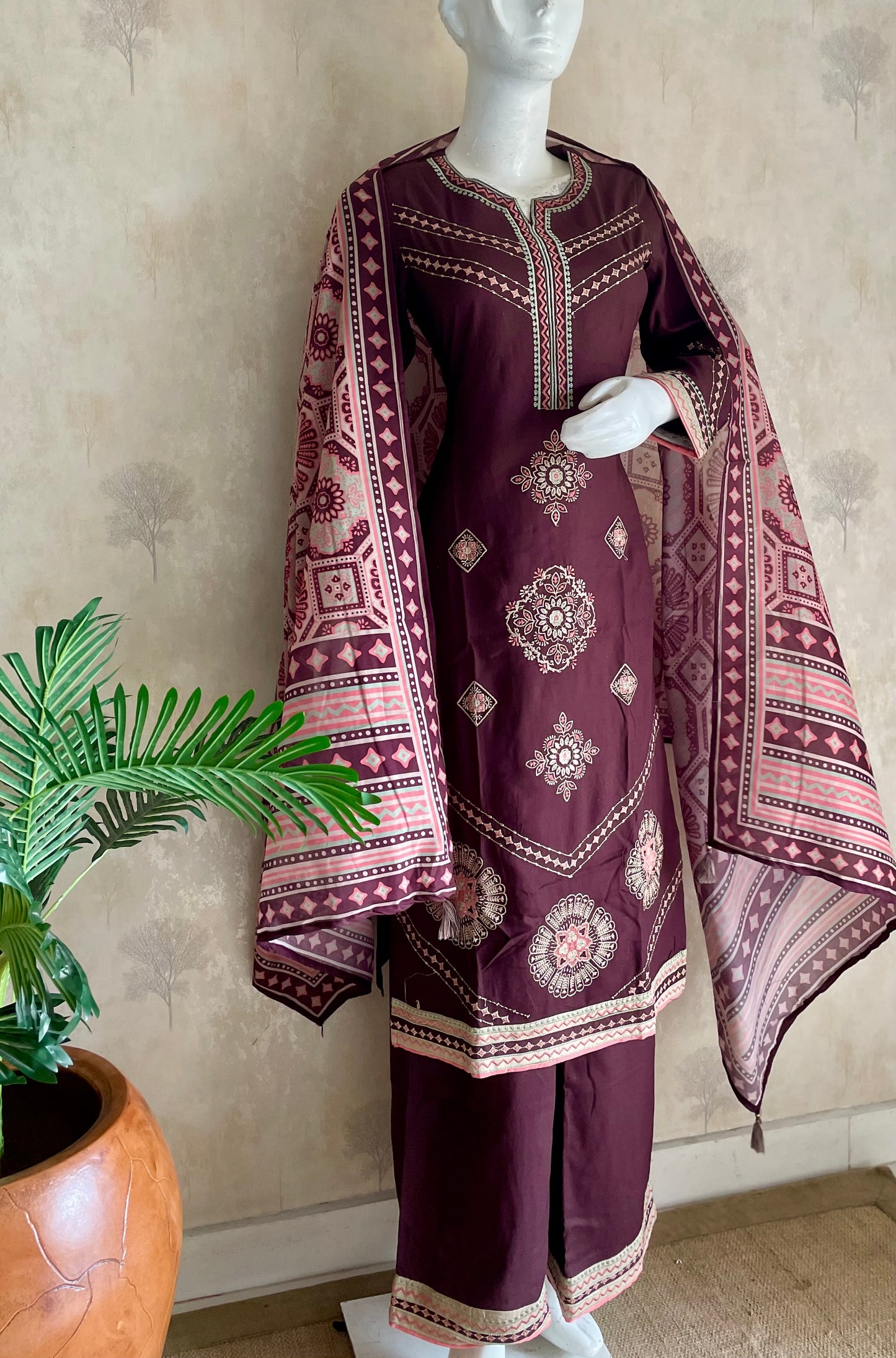 RaasRa Draped in Off- white Grandeur — Embroidered Rayon Cotton Kurta Set with Dupatta — view 3