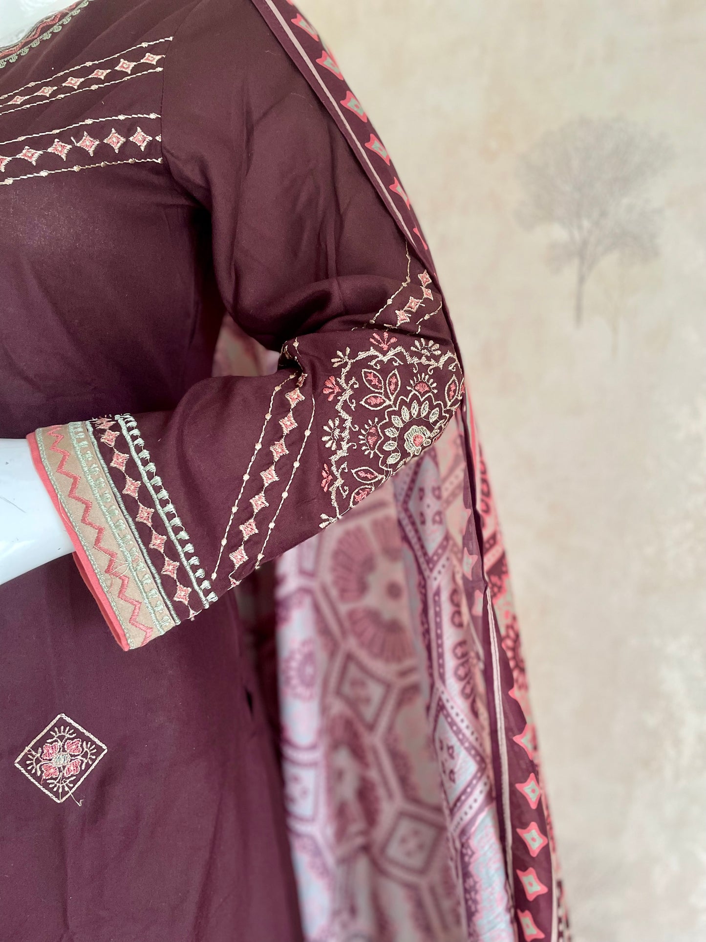 RaasRa Draped in Off- white Grandeur — Embroidered Rayon Cotton Kurta Set with Dupatta — view 5