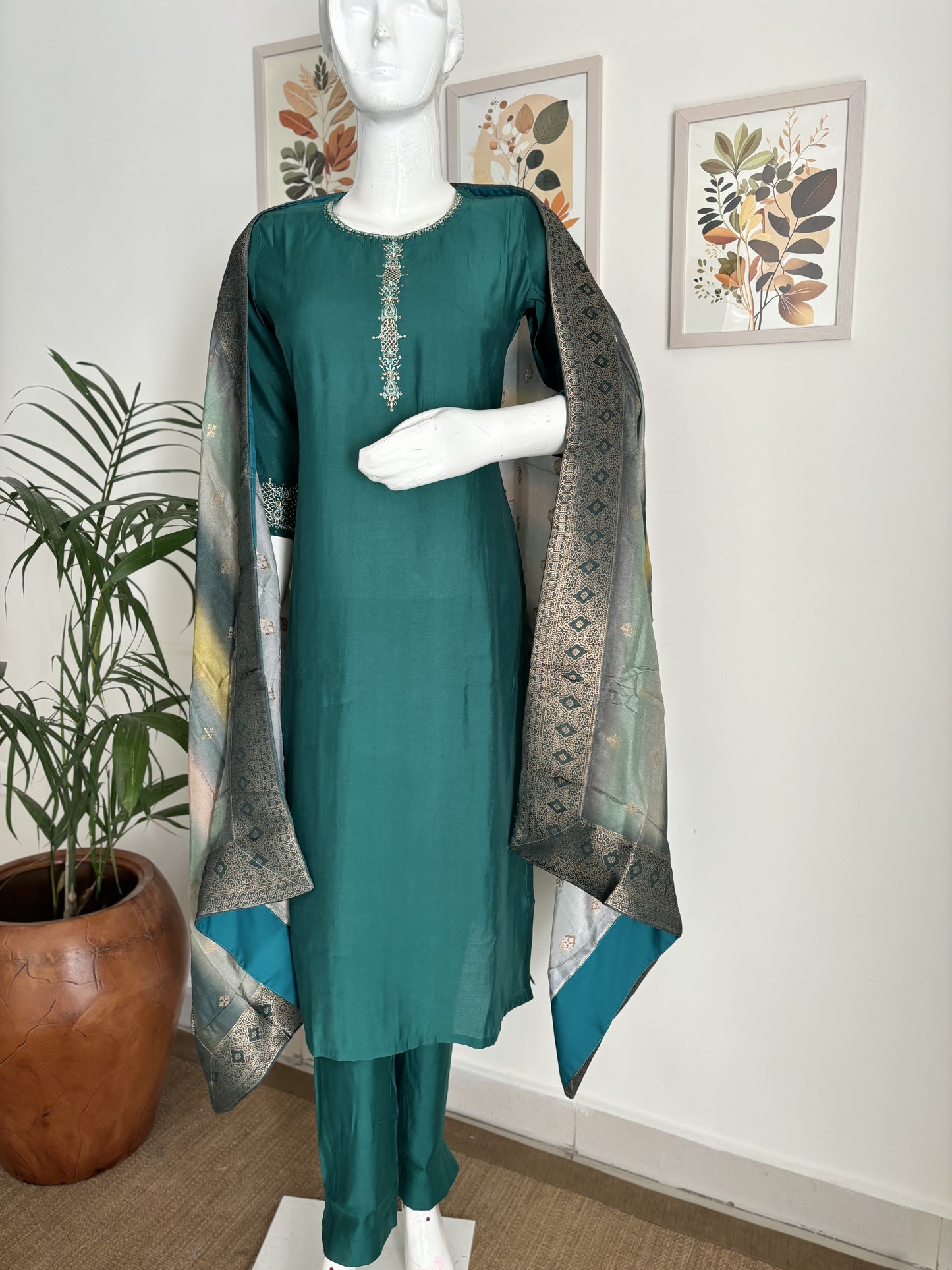 Enchanting Emerald Rama Green Silk Kurta Set