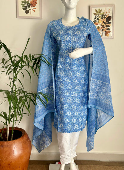 Breezy Elegance: The Blue Handblock Kurta Set for Effortless Style