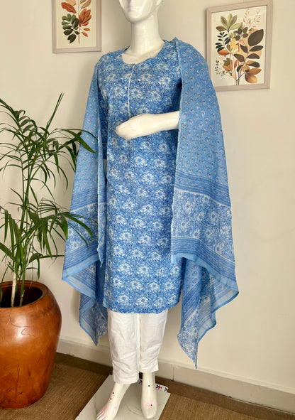 Breezy Elegance: The Blue Handblock Kurta Set for Effortless Style