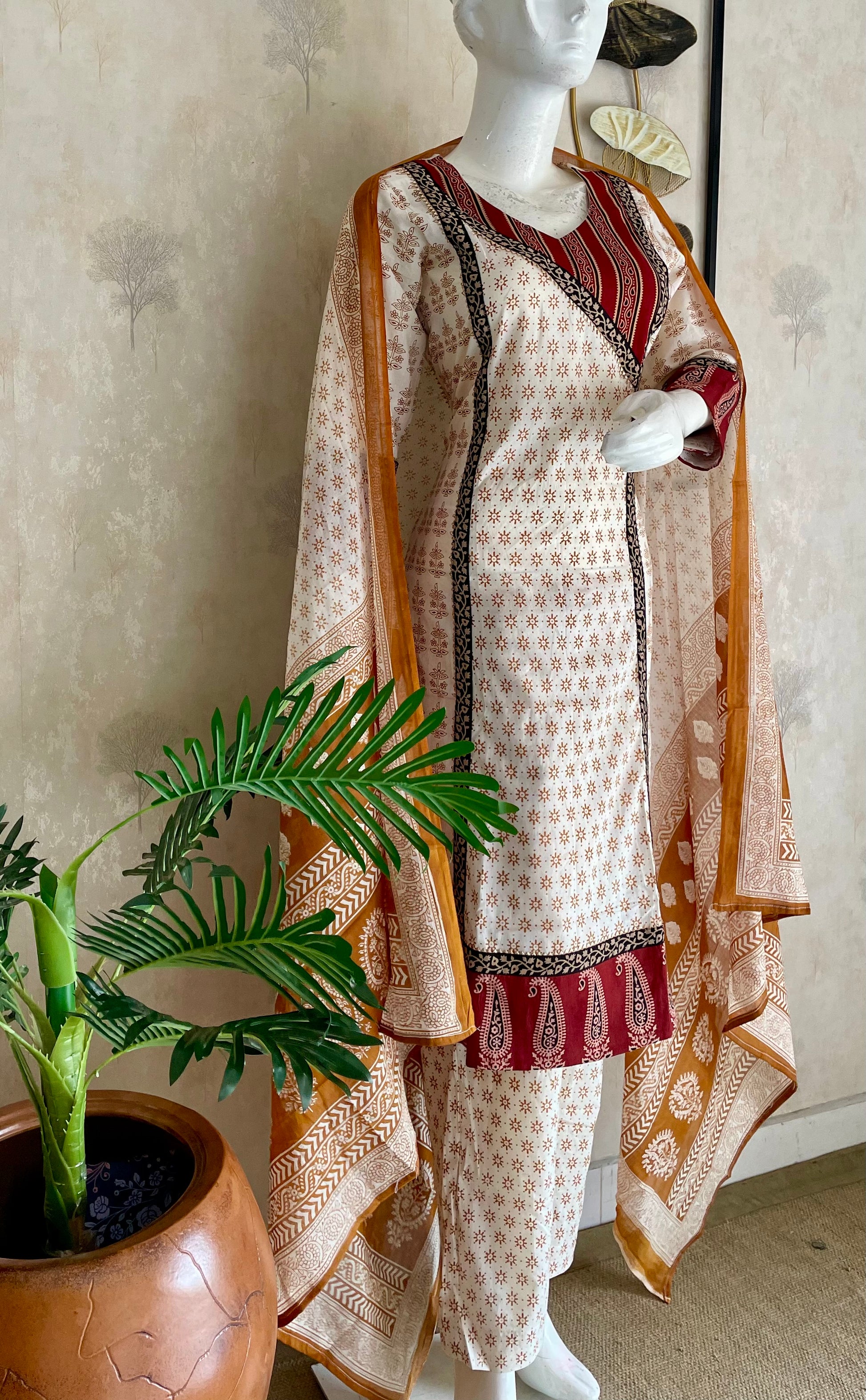 RaasRa Bagh Blooms in Oak — Handblock Cotton Kurta Set with Dupatta — view 2