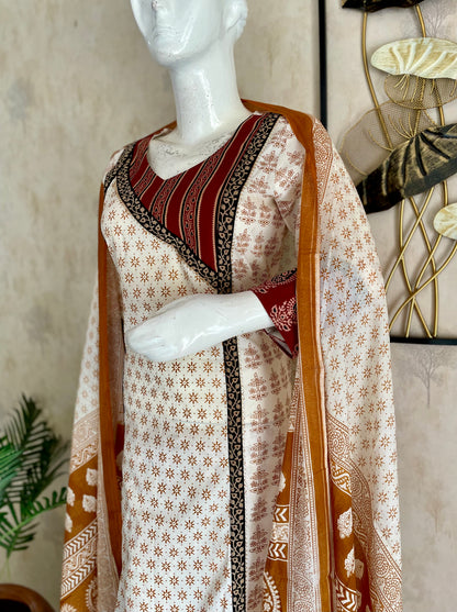 RaasRa Bagh Blooms in Oak — Handblock Cotton Kurta Set with Dupatta — view 4