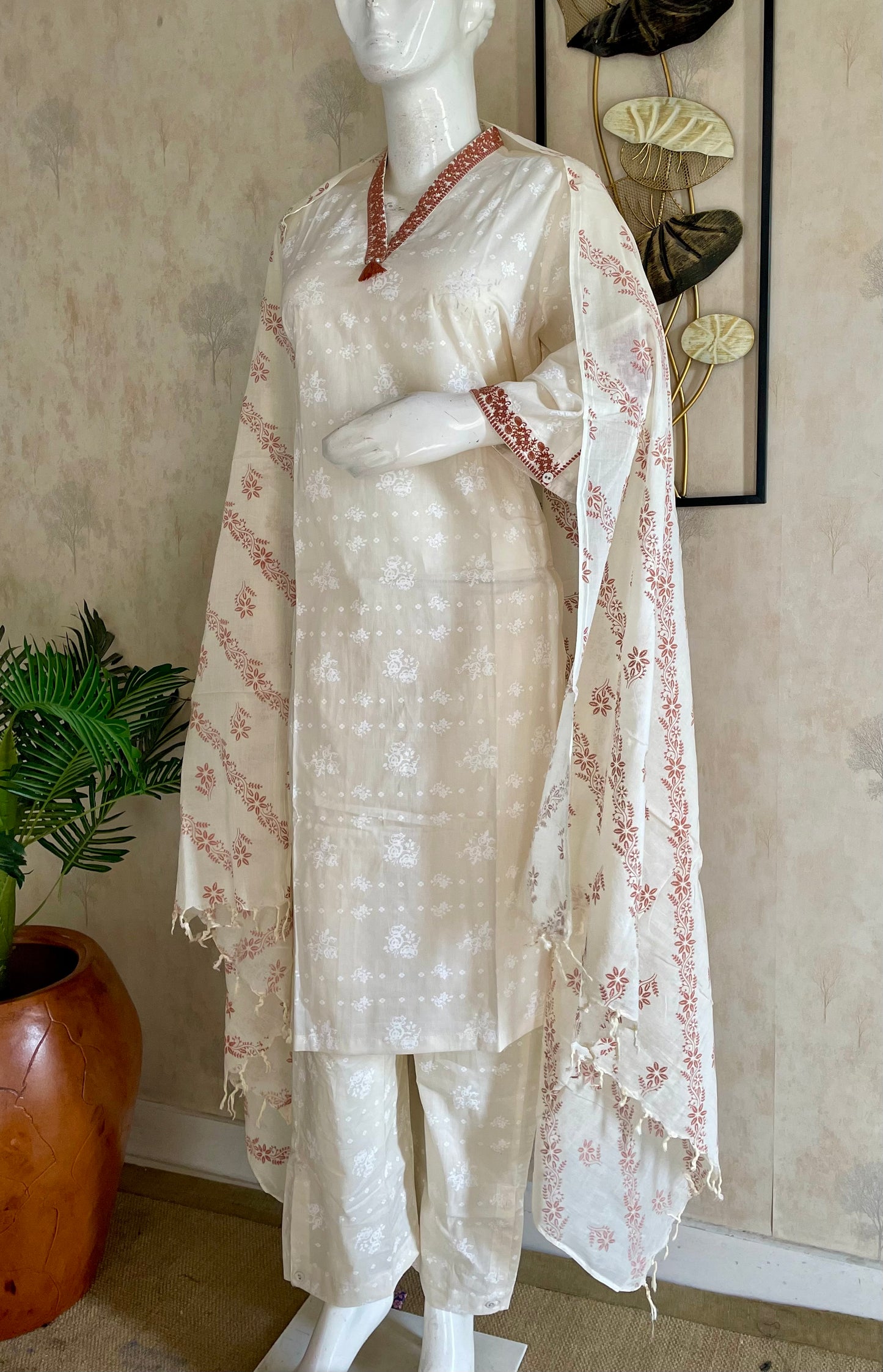 RaasRa Ivory Reverie — Off-White Cotton Kurta Set with Embroidery & Dupatta — view 2