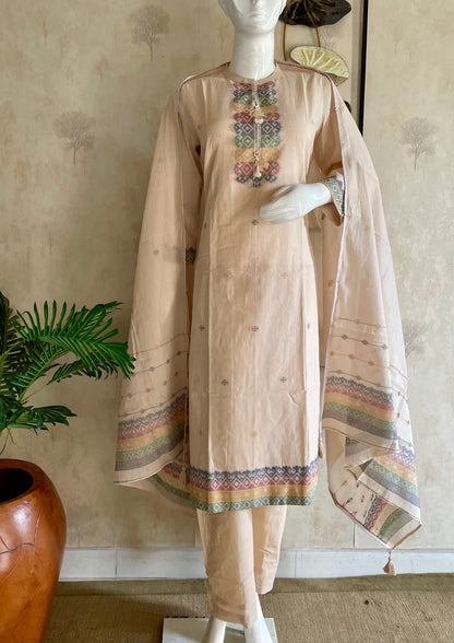 RaasRa beige jamdani handloom cotton kurta set with dupatta and plain pant