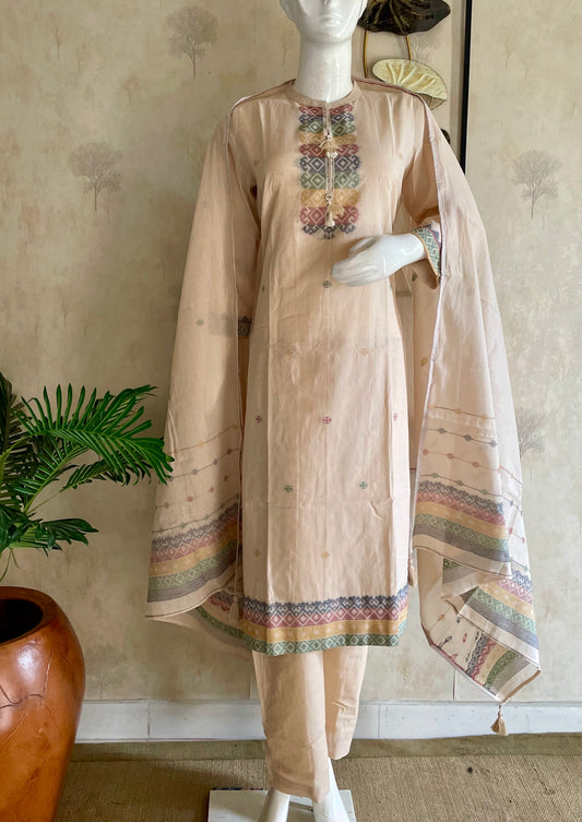 RaasRa beige jamdani handloom cotton kurta set with dupatta and plain pant