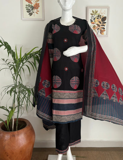 Edgy Elegance Black Cotton Kurta with Mirror Work