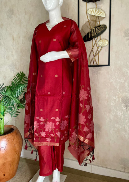 Dream Weaver Mehroonish Red Muga Silk Jamdani Kurta Set