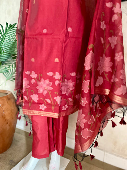 Dream Weaver Mehroonish Red Muga Silk Jamdani Kurta Set