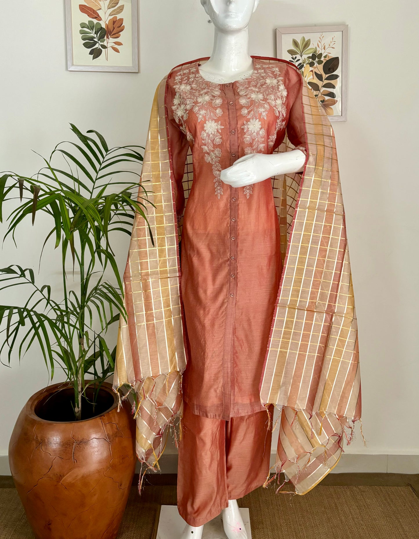 Luxe Allure Chanderi Silk Kurta Set