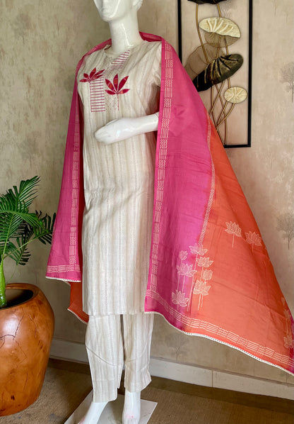 Grace Off-White Handloom Cotton Suit Set with Appliqué Work