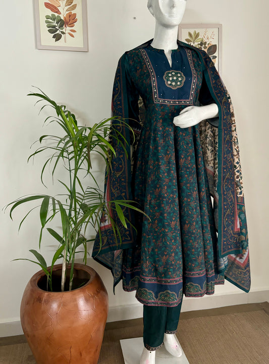 Enchanting Emerald: The Bottle Green Mughal Anarkali Kurta Set