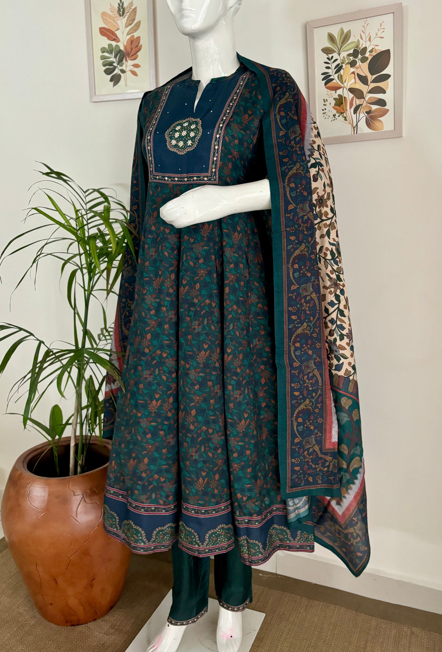 Enchanting Emerald: The Bottle Green Mughal Anarkali Kurta Set