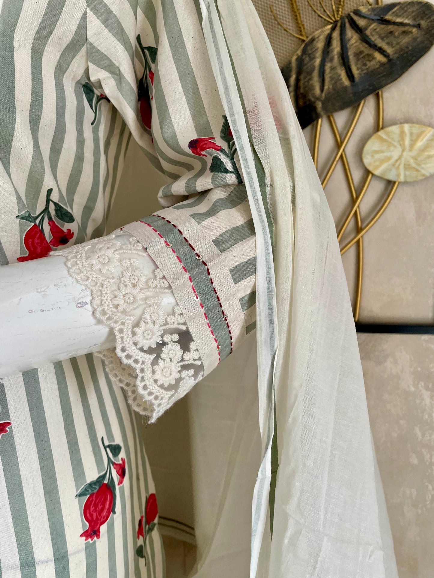 Ivory Bloom Off-White Striped Handloom Cotton Suit Set