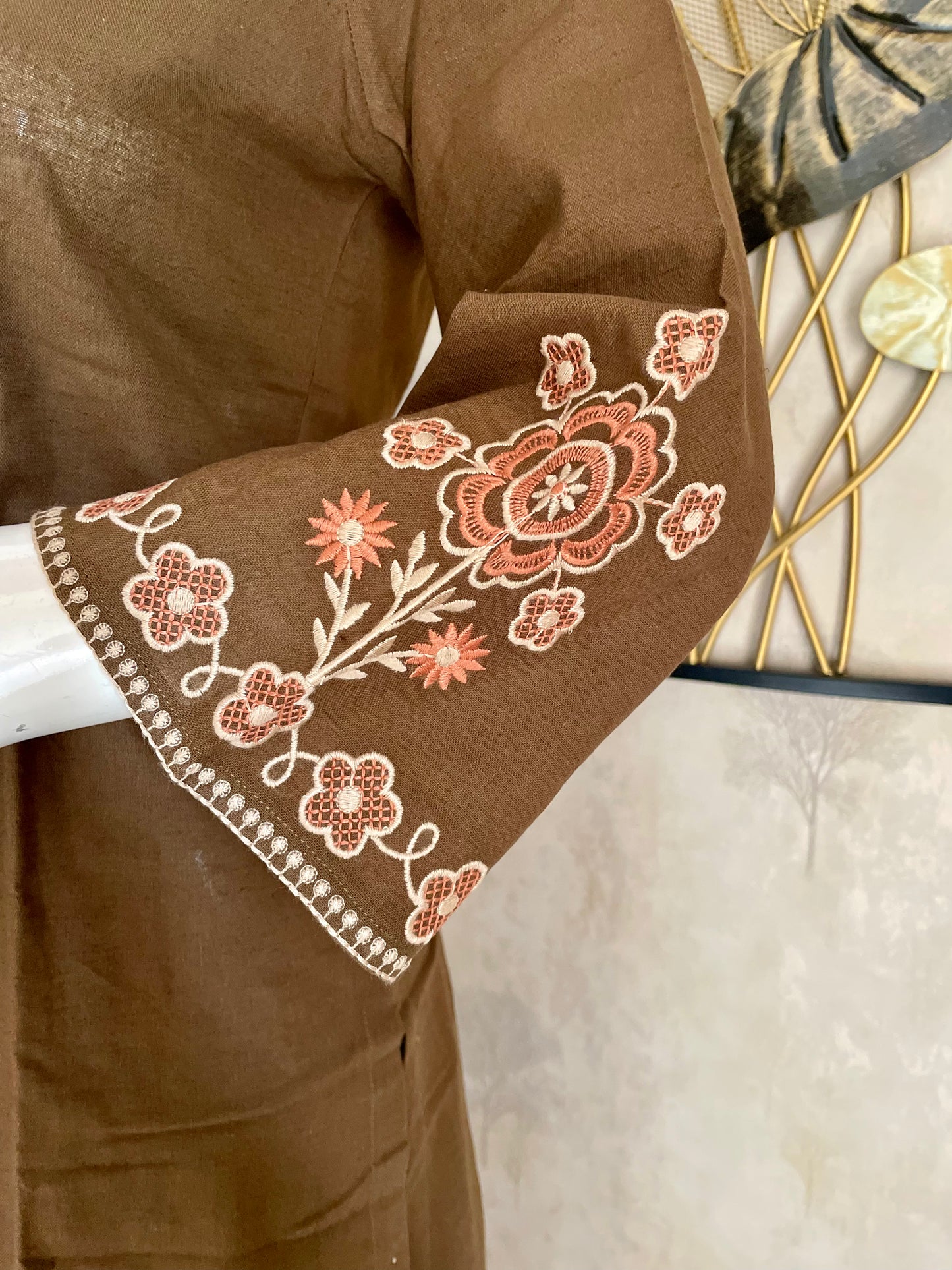 Olive Mehfil – elegant and rooted handloom cotton kurta set