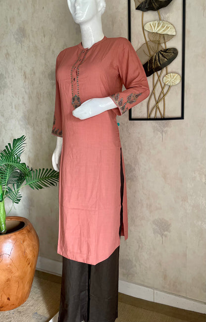 Peach Cotton – luxurious and distinctly Kashmiri
