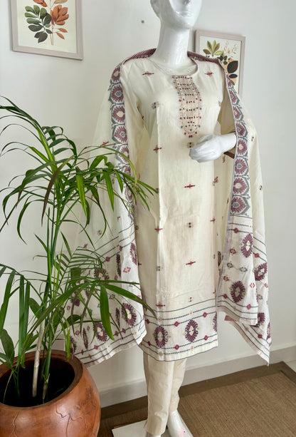 Timeless Ivory Handloom Jamdani Kurta Set