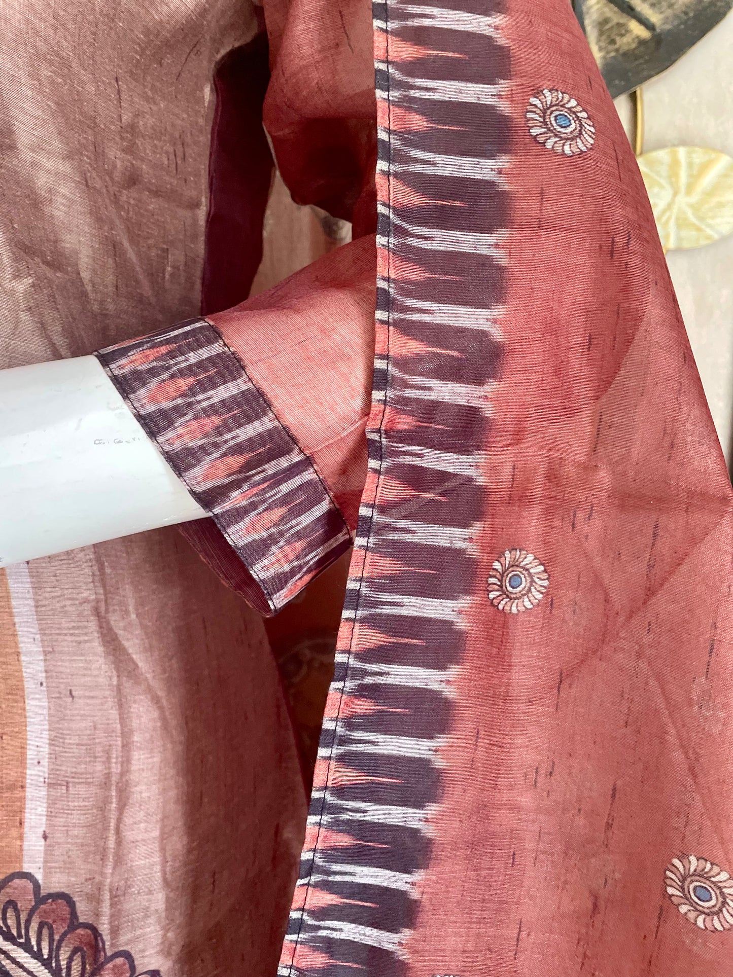 Linen Kurta Set with Tanchoi Print Kurta Set