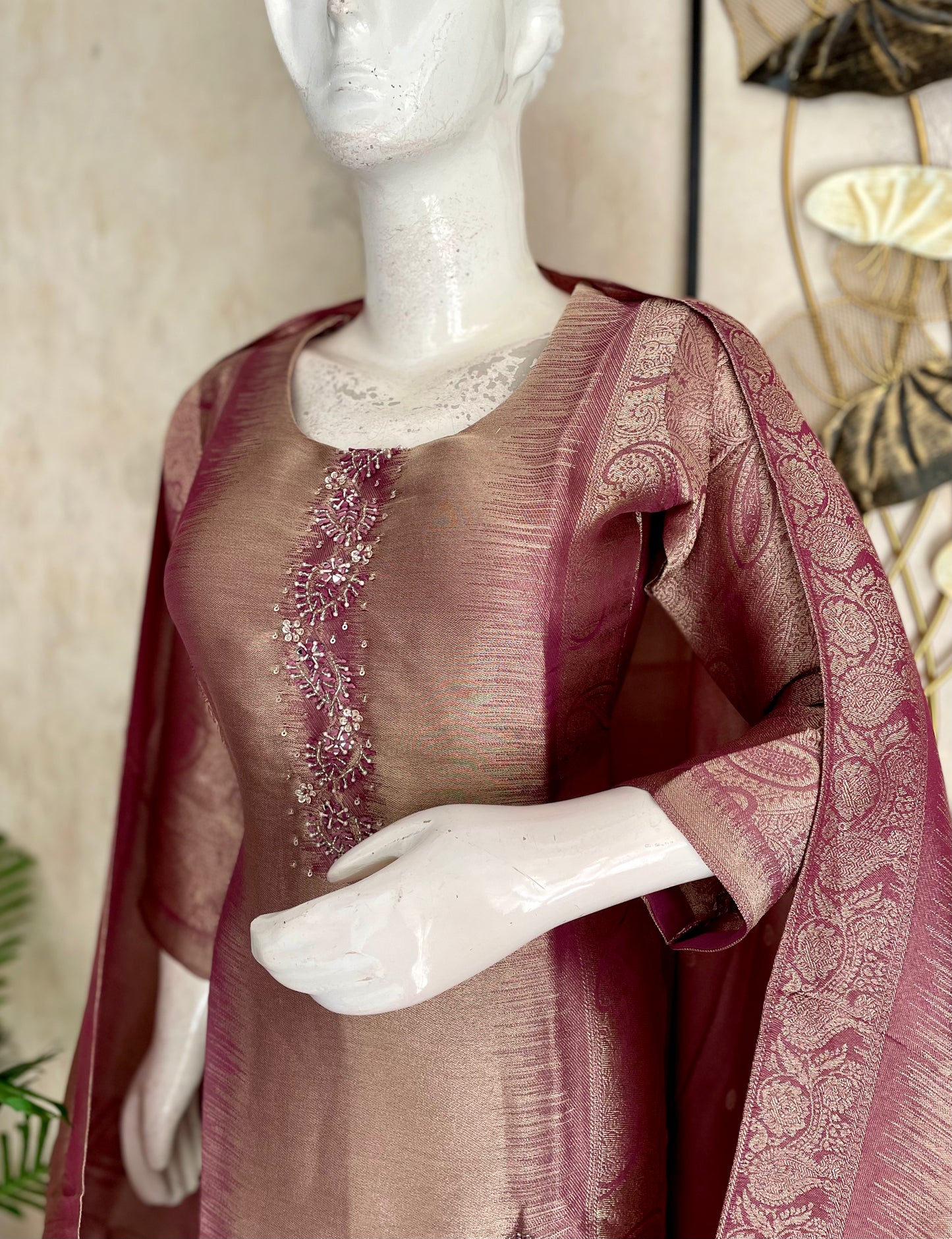 Wine Grace – Woven Kurta Set