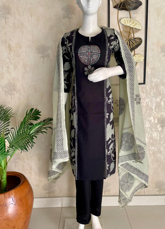 Black Floral Grace – Pure Cotton Handblock Kurta Set