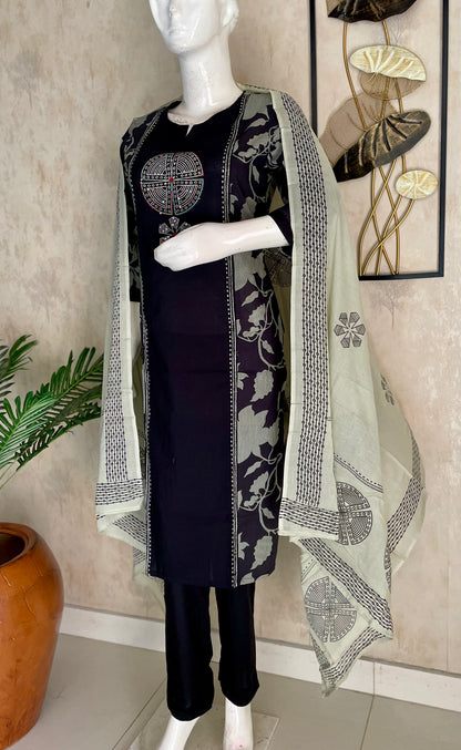 Black Floral Grace – Pure Cotton Handblock Kurta Set