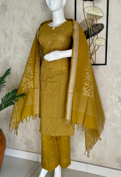 Mustard Floral Grace – Handloom Cotton Kurta Set