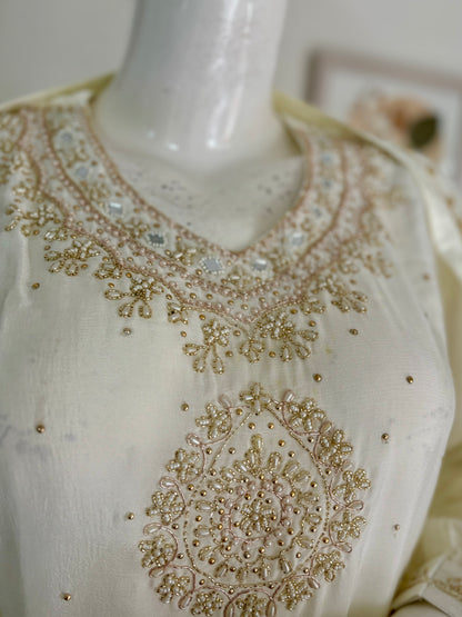 Pearl White Perfection: A Silk Symphony