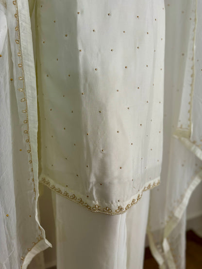 Pearl White Perfection: A Silk Symphony