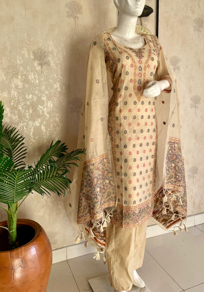 Champagne Grace – Moonga Cotton Jamdani Kurta Set