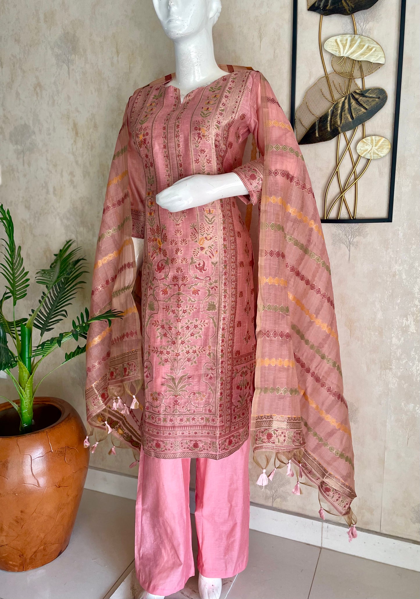 Blush Pink – Kashmiri Jamdani Kurta Set