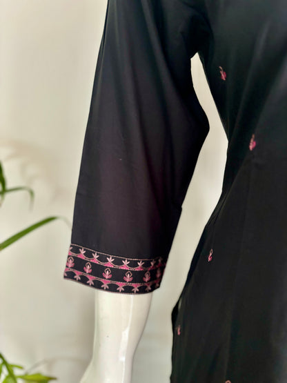 Black Cotton Kurta Set with Pink Thread Embroidery