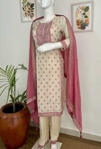 Pearl White Silk Kurta Set with Jamdani Weaving