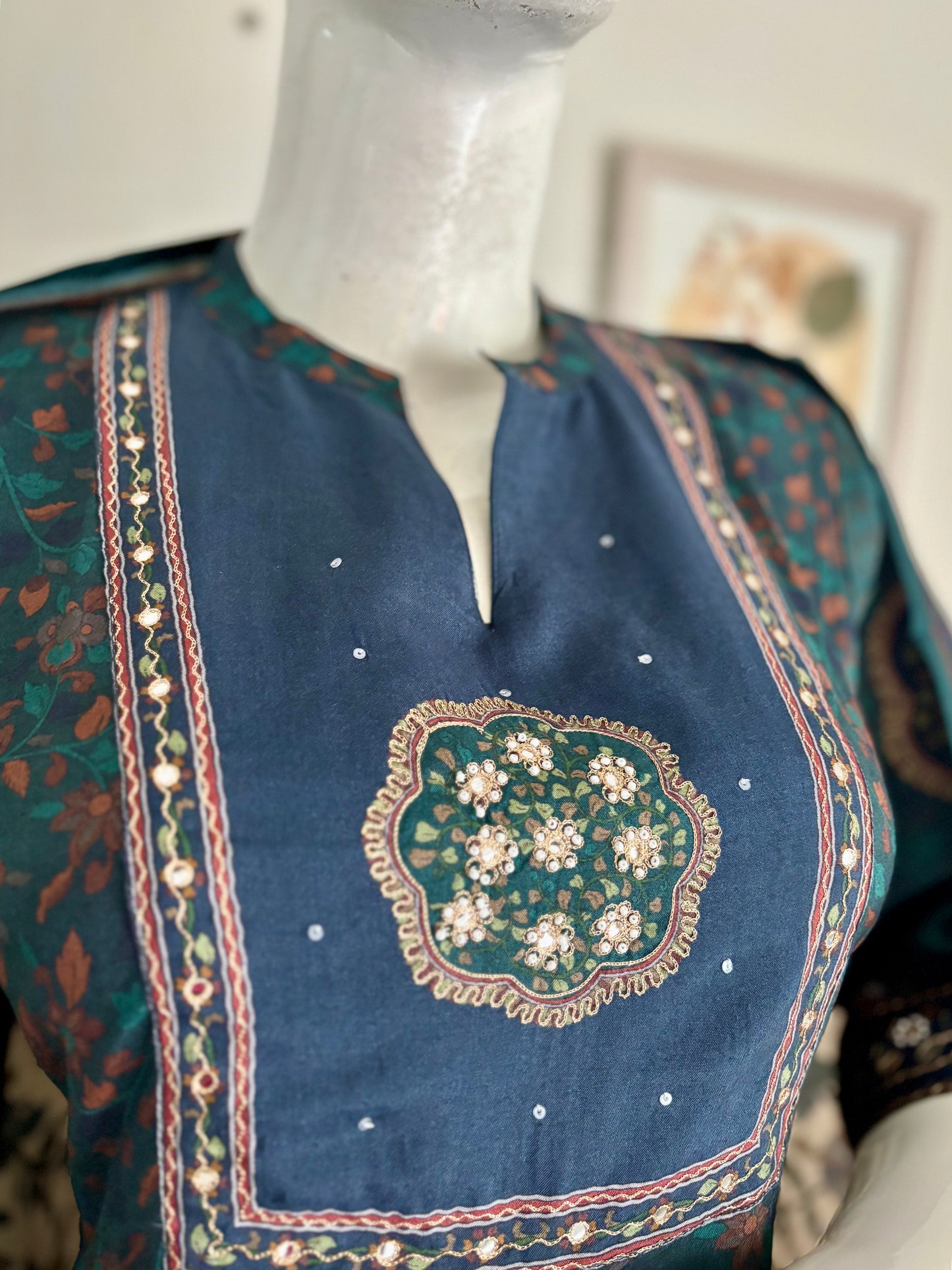 Regal Charm: Bottle Green Silk Kalamkari Anarkali Ensemble