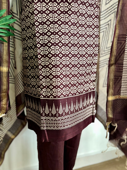 Sophisticated Charm: Burgundy and Beige Chanderi Suit with Handblock Print