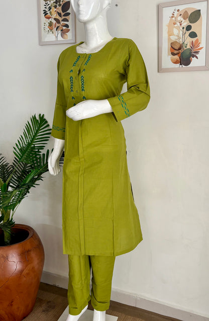 Vibrant Green Handloom Cotton A-Line Kurta Set