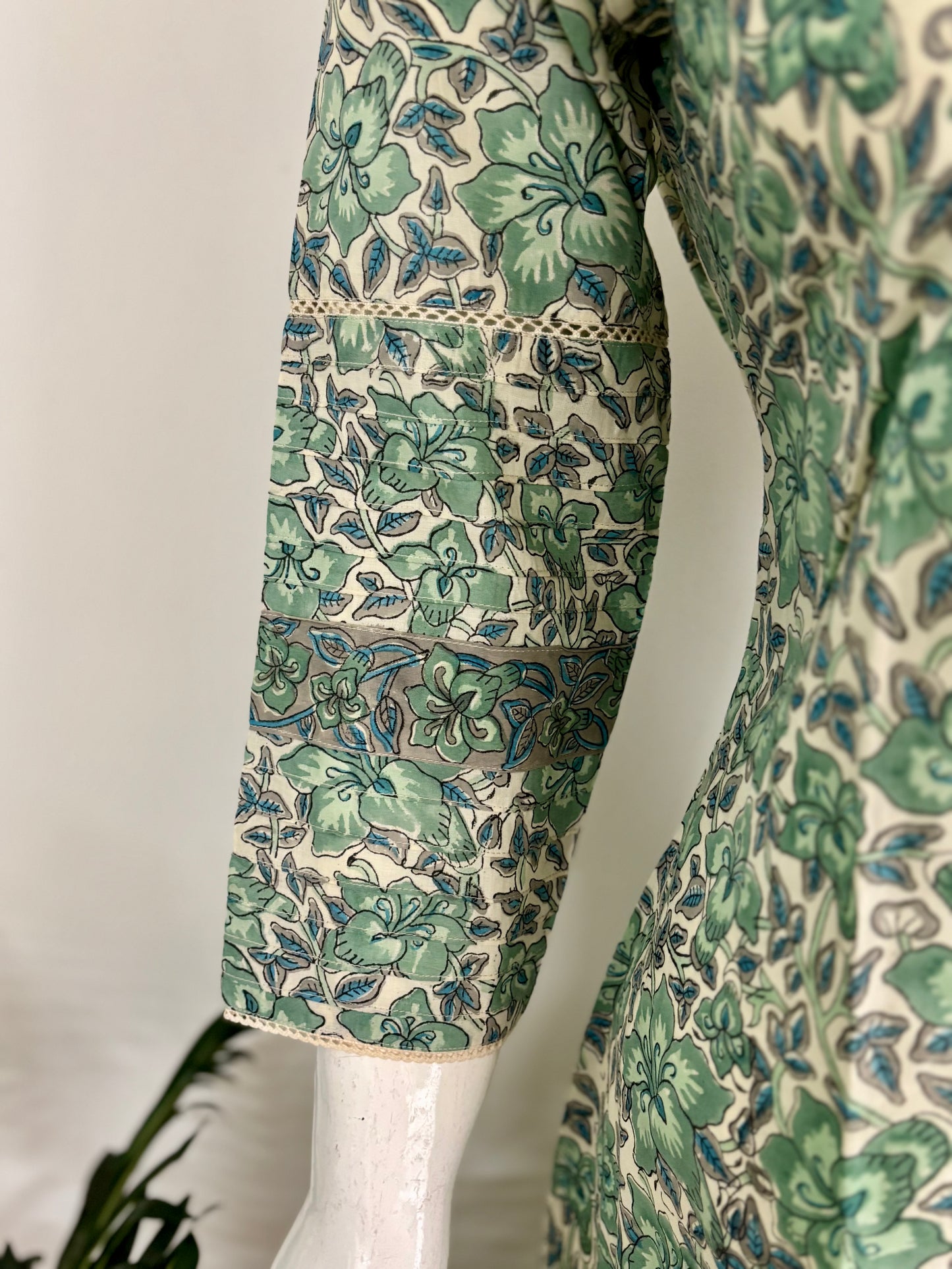 Pure Handloom Cotton Kurta – Grace in Green