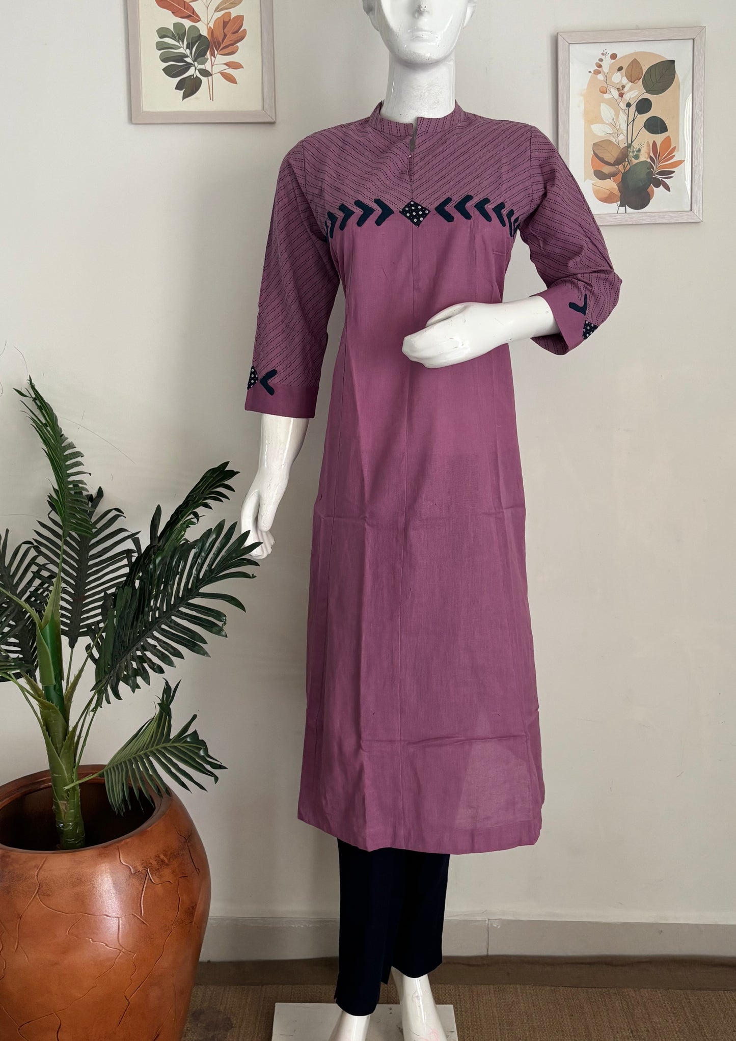 Purple Handloom Cotton Kurta with Appliqué Detailing