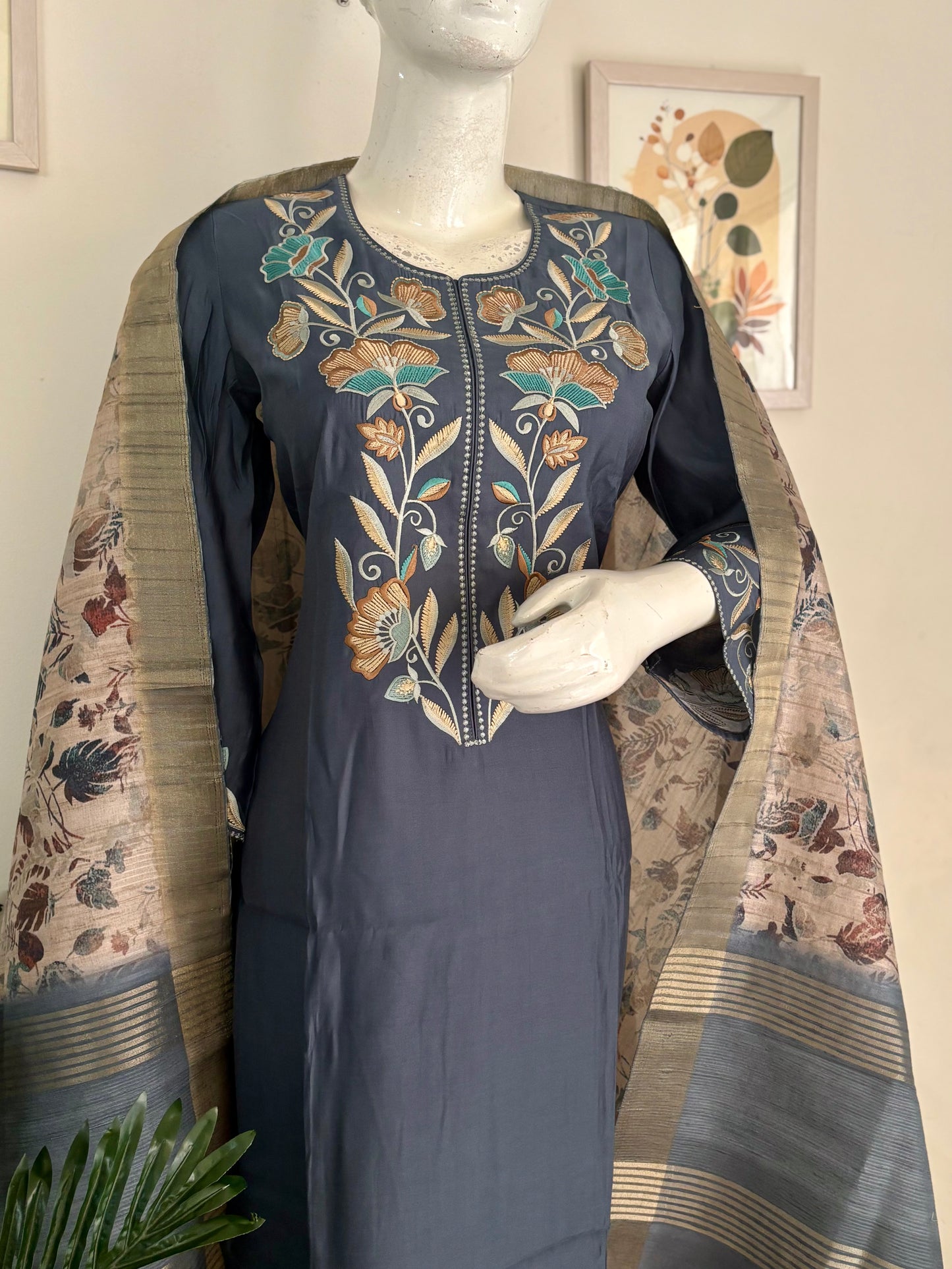 Zehra – Grey & Beige Pure Silk Kurta Set