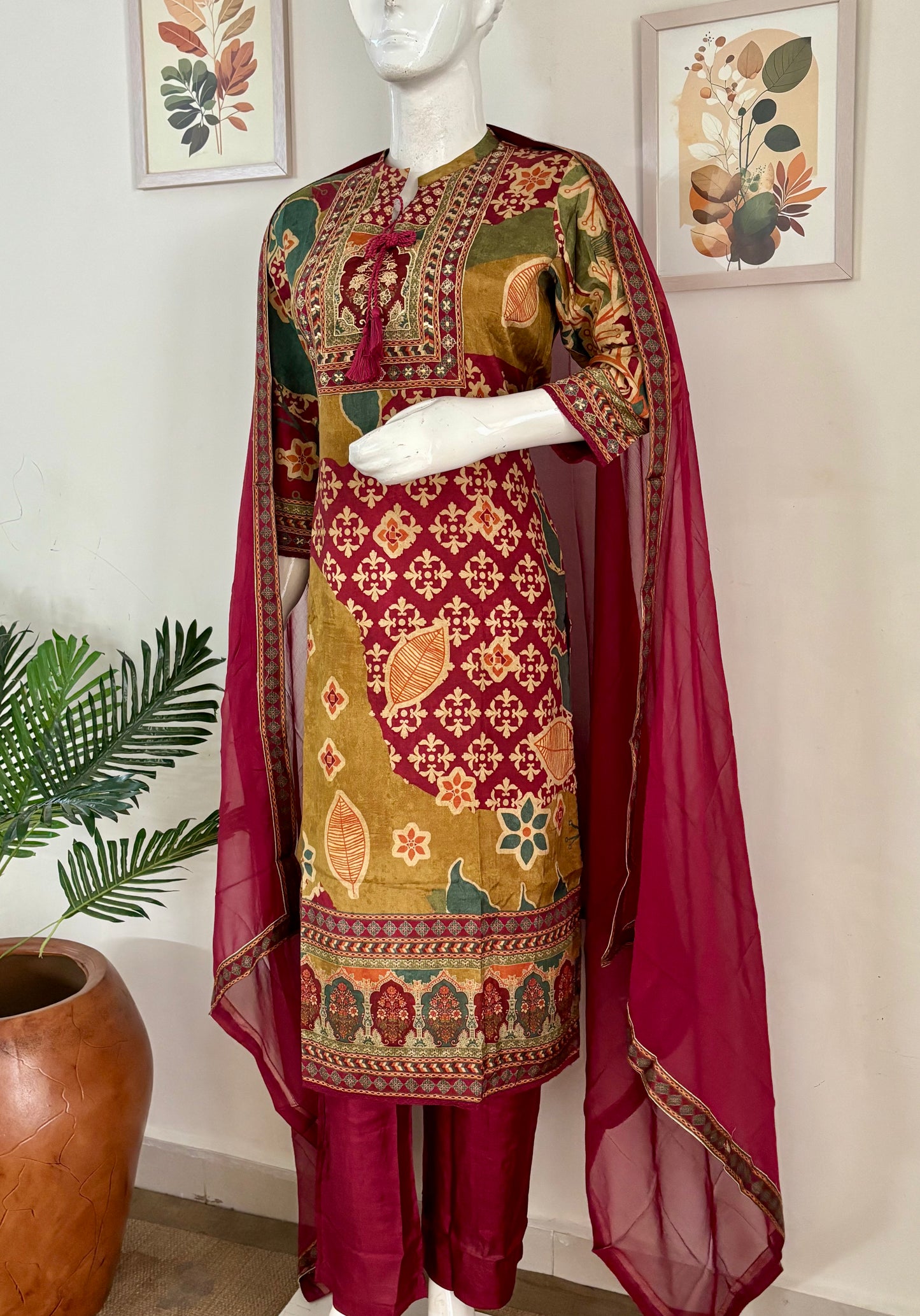 Zehra – Multishade Pure Silk Digital Print Kurta Set